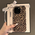 Feather Brown Leopard Pattern Suitable for iPhone 16 Promax Apple 15 Phone Case 14 New 13 All Inclusive 12